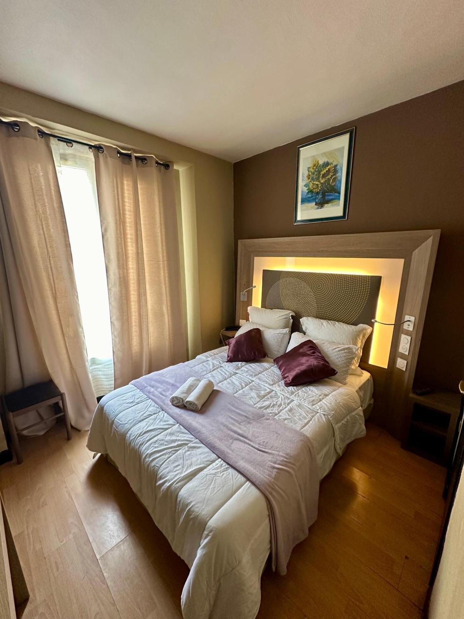 Hotel Victor Hugo Кламар Экстерьер фото