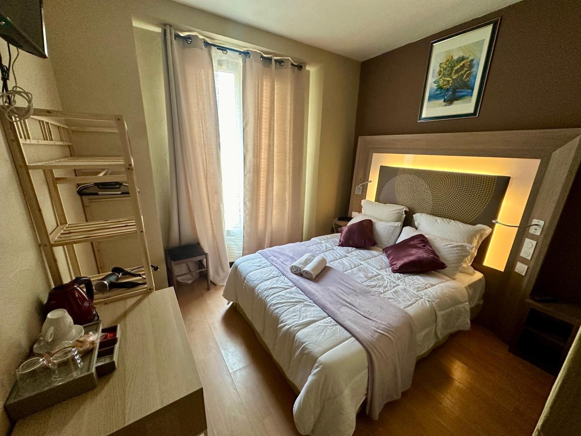 Hotel Victor Hugo Кламар Экстерьер фото